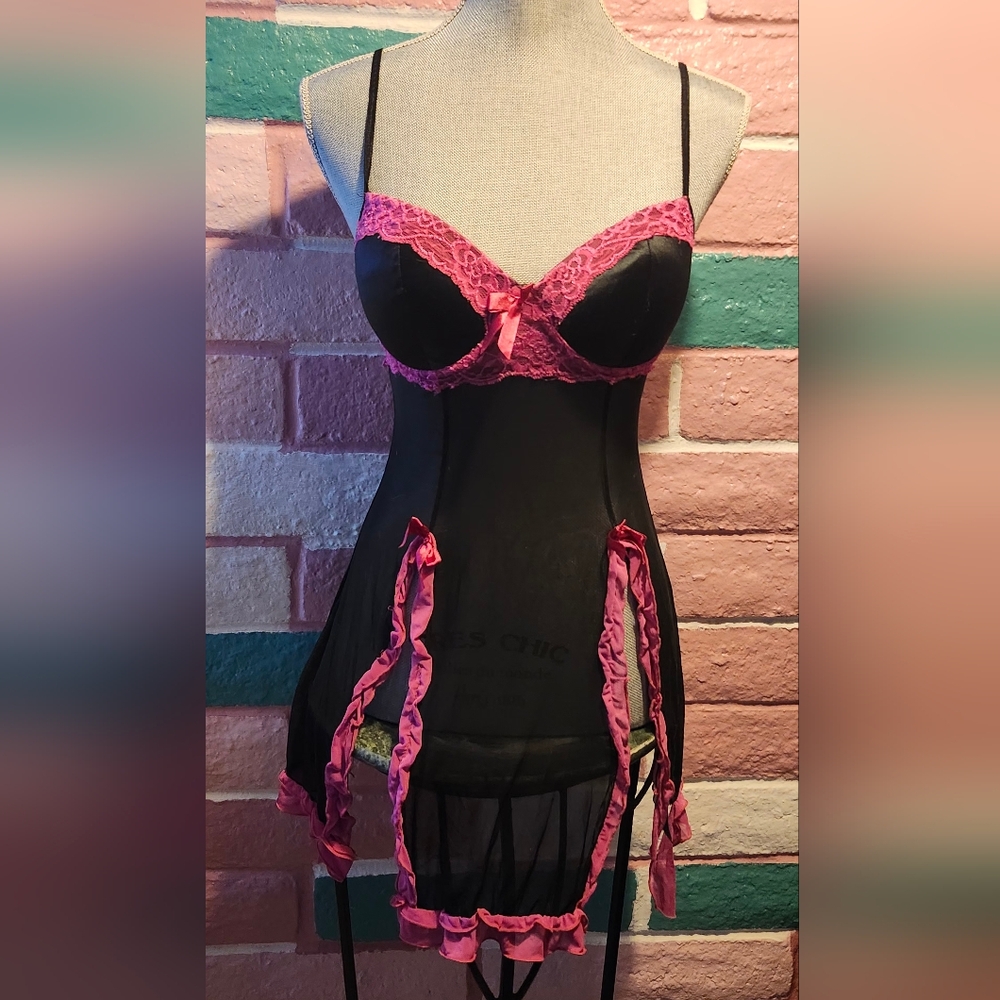 Delicious Black and Pink Chemise